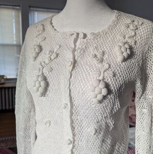 Boho White Open Knit Romantic Cardigan With Grape Cluster Design S/M